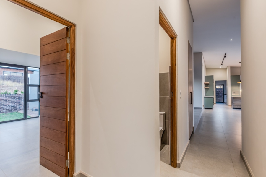 3 Bedroom Property for Sale in Vyfhoek A H North West